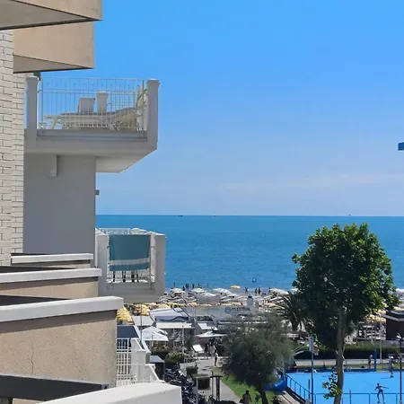 Hotel Delfino Riccione